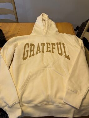 Grateful Graphic Hoodie in Cream